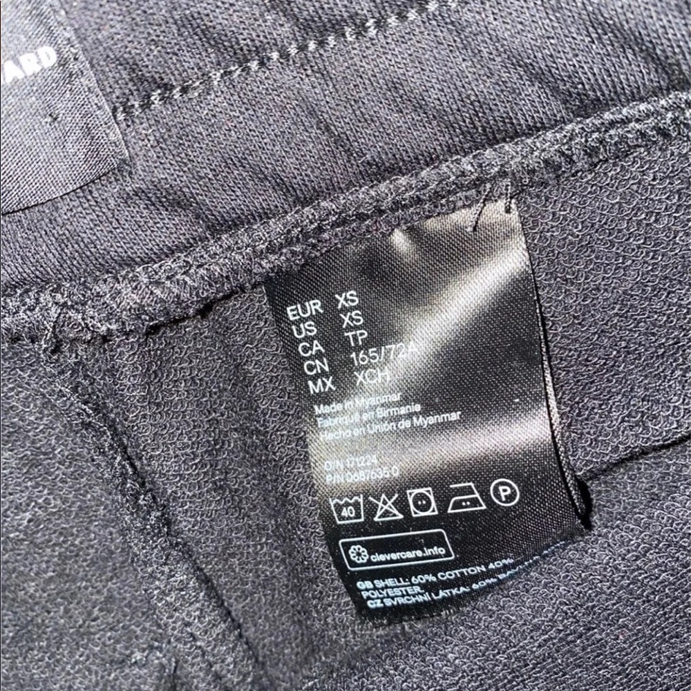 Sweatshorts - image 3